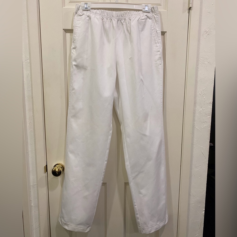 Land’s End crispy white pants with stretch waist